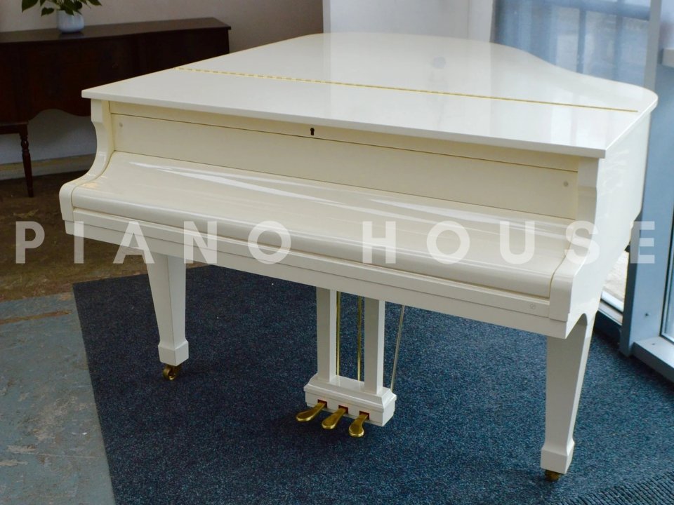 Cận cảnh KAWAI KG-1E WH tại Piano House